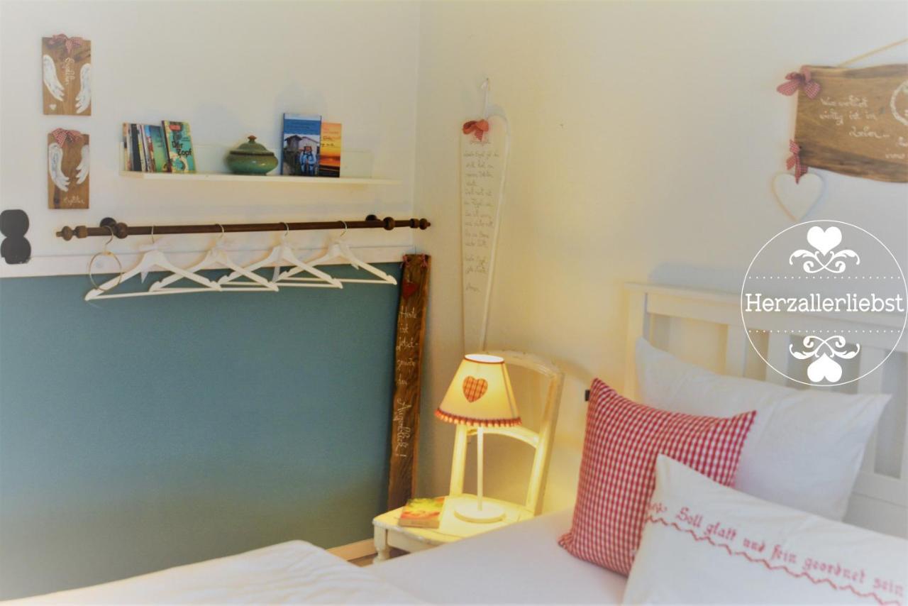 Ferienwohnung Herzallerliebst บัดเลาเทอร์แบร์ก ภายนอก รูปภาพ