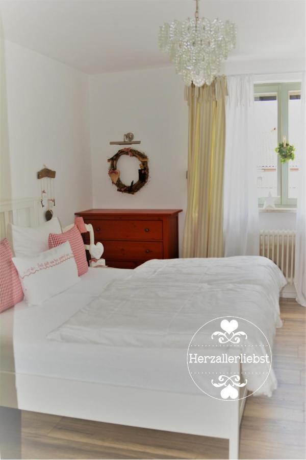 Ferienwohnung Herzallerliebst บัดเลาเทอร์แบร์ก ภายนอก รูปภาพ