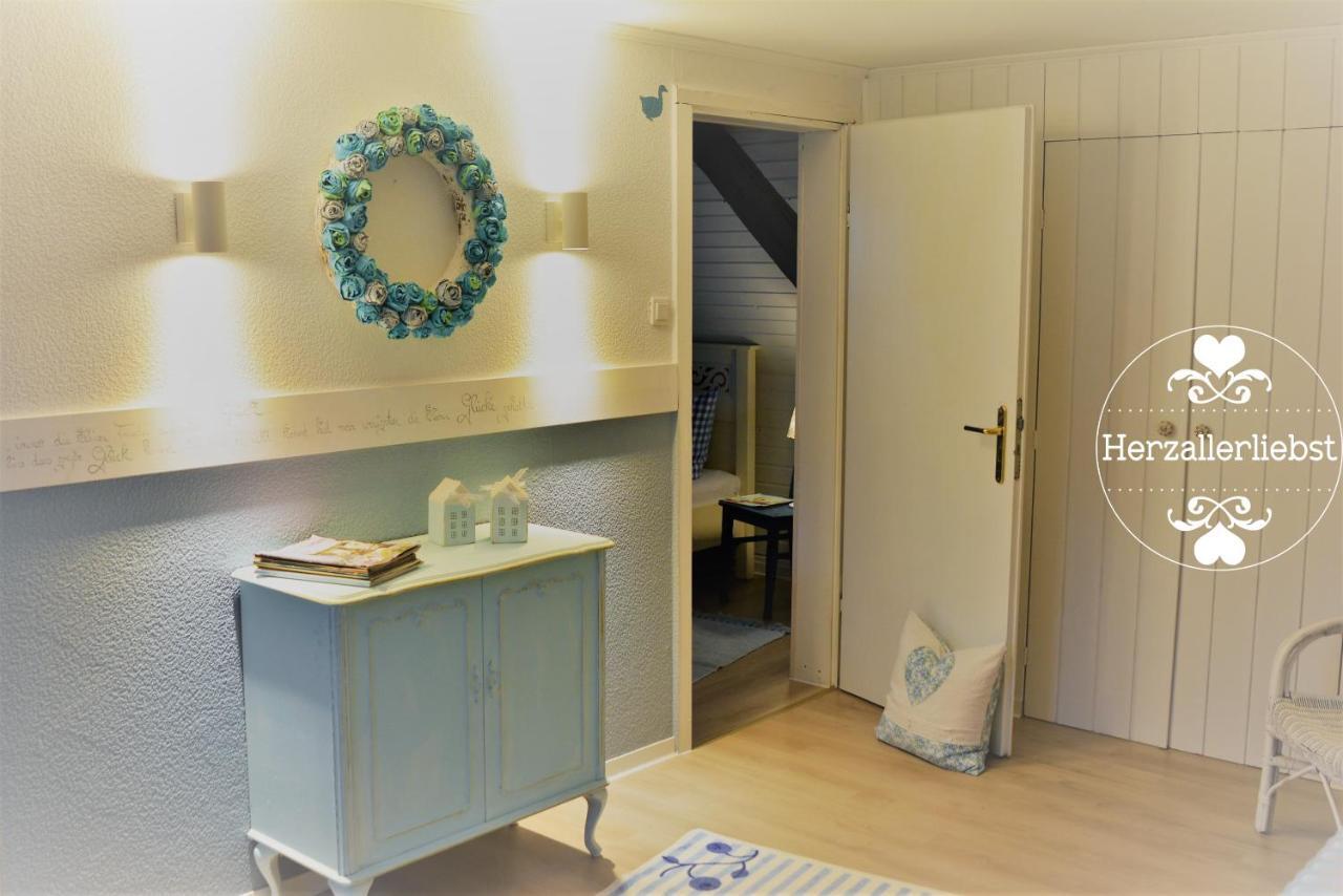 Ferienwohnung Herzallerliebst บัดเลาเทอร์แบร์ก ภายนอก รูปภาพ