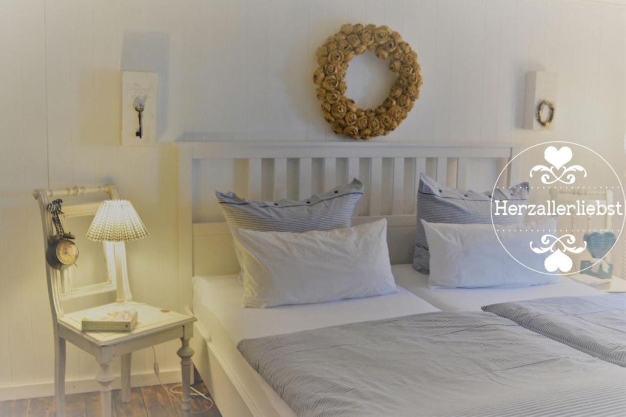 Ferienwohnung Herzallerliebst บัดเลาเทอร์แบร์ก ภายนอก รูปภาพ